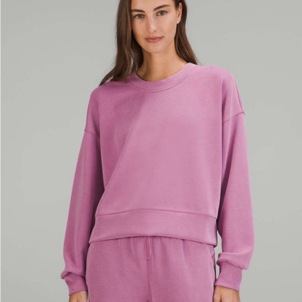 Lululemon Perfectly Oversized Softstreme Cropped Crewneck